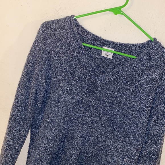 Columbia vneck sweater - Picture 3 of 11